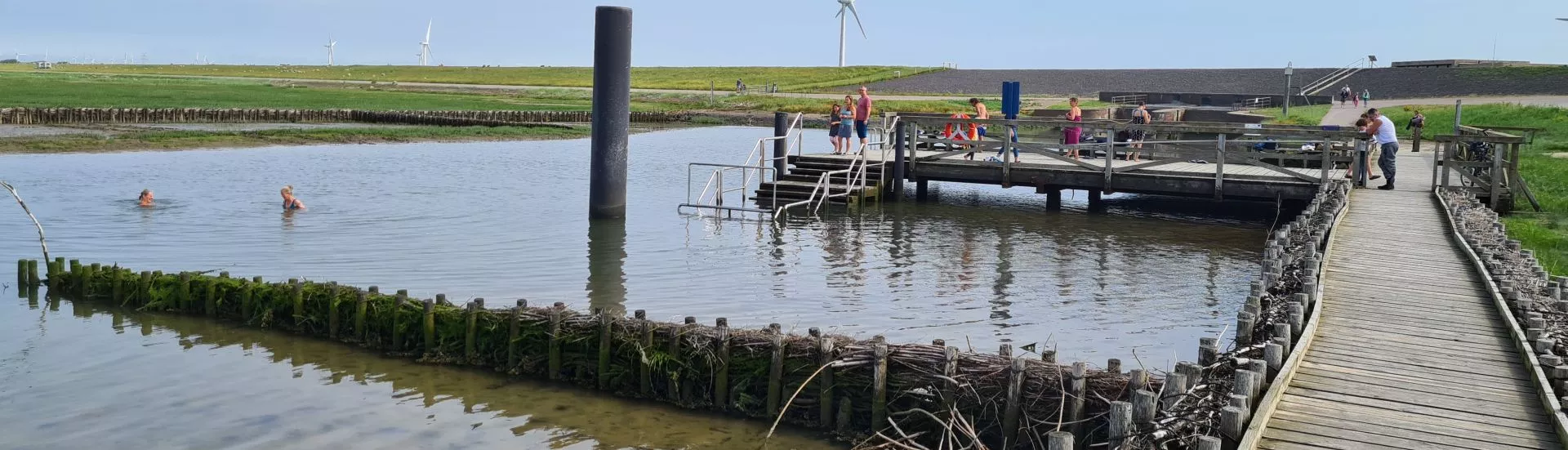 Suedwesthoern Badestelle Nordsee